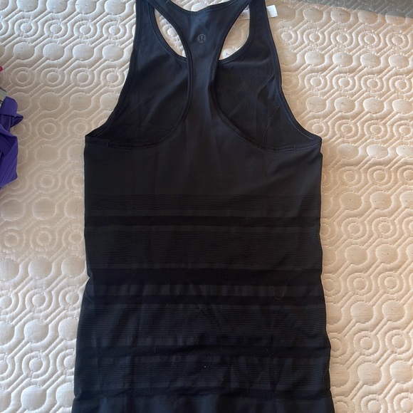 Like new - Picture 2 of 3